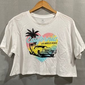 Organic Generation California Vintage Car with Palms Crop tee. Size XL
